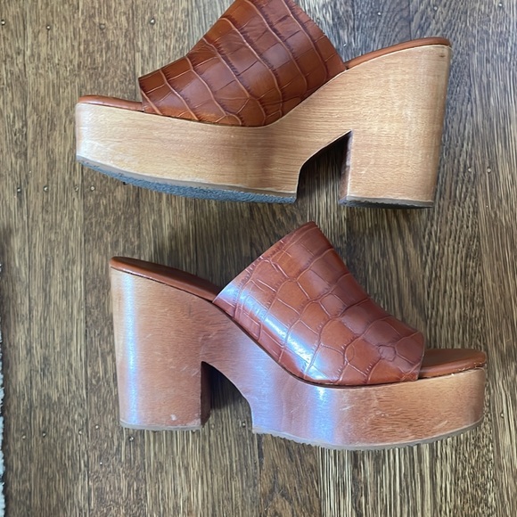 Zara Croc Leather Platform Heels - Picture 5 of 7